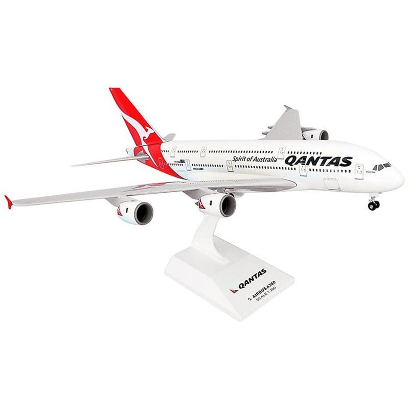 A model aircraft of the Qantas A380 aeroplane. The scale is 1:200.